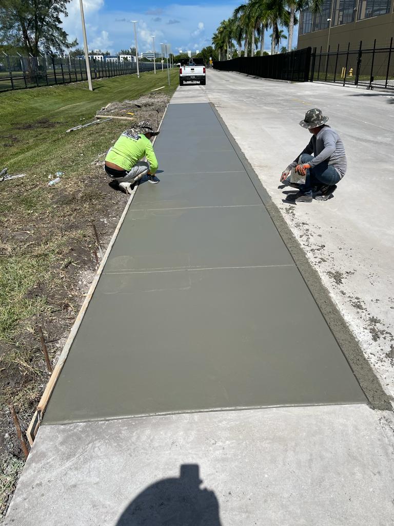 Commercial Concrete & Finish